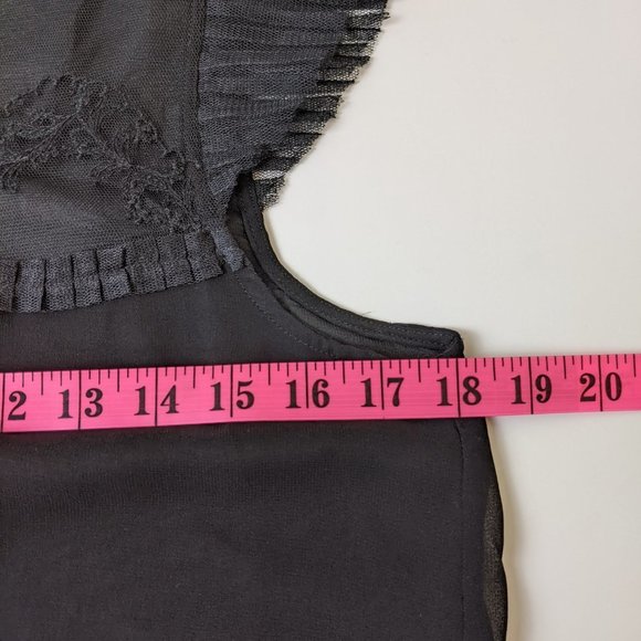 Forever 21 Black Sleeveless Blouse /Top with Ruffles Small - Picture 15 of 16